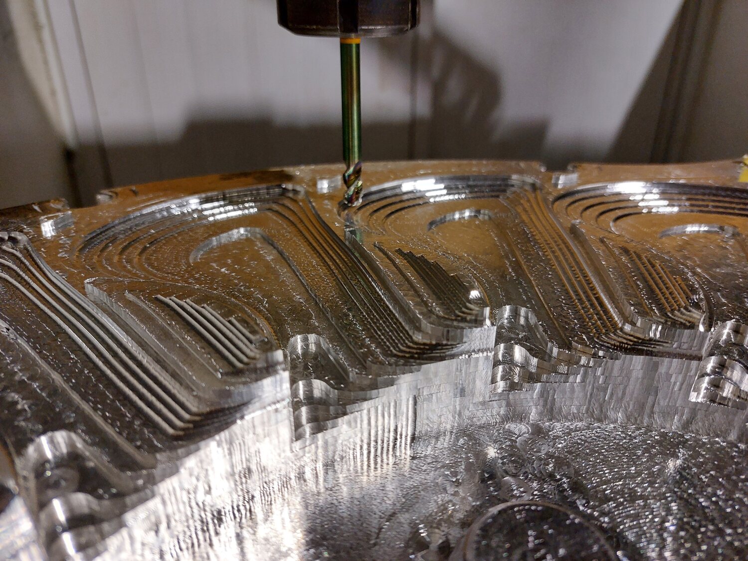 CNC-milling a full-scale aluminium mould for light-RTM composite parts