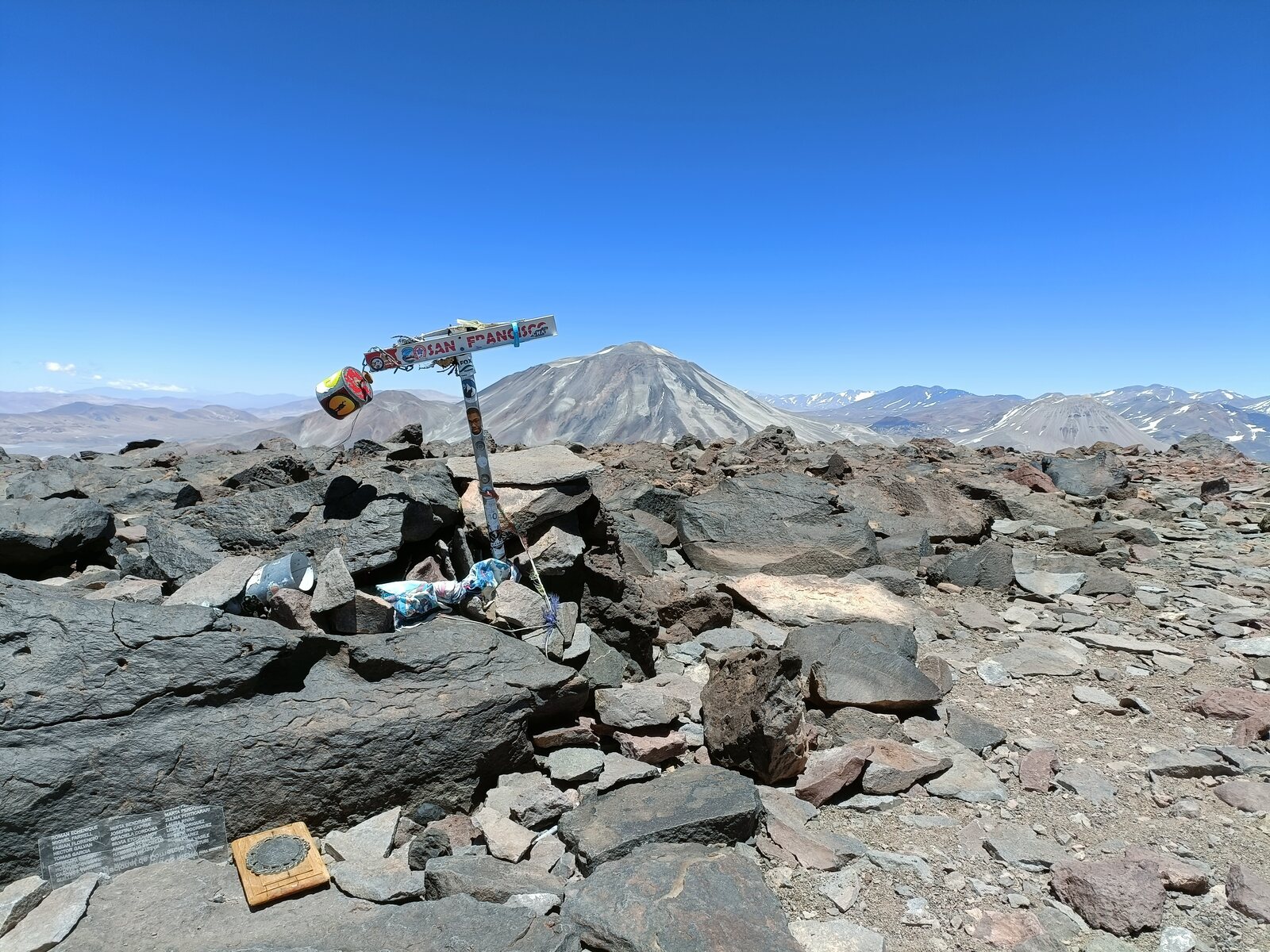 On the summit of San Francisco, 6,016 m, between the two Ojos attempts