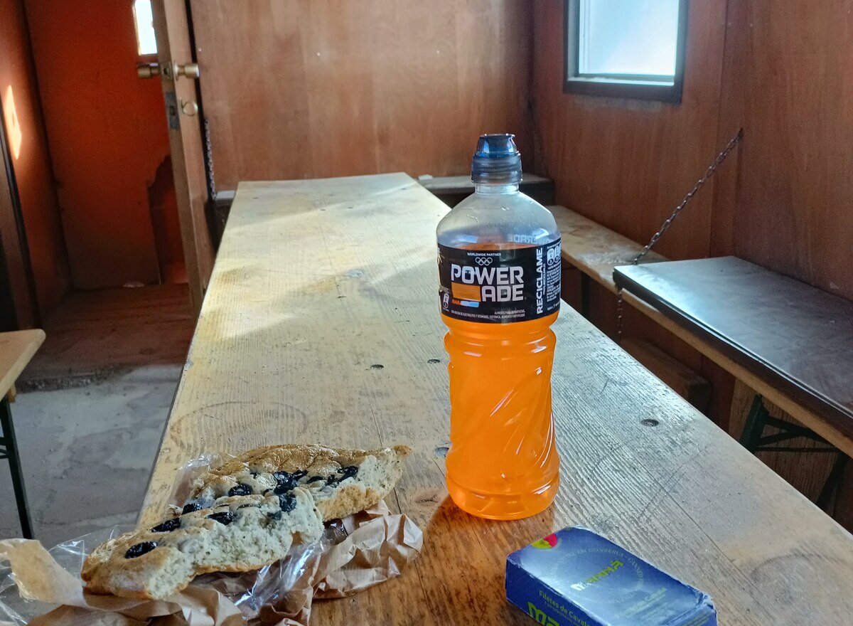 Inside Refugio Tejos, lunch on the bench at 5,800 m