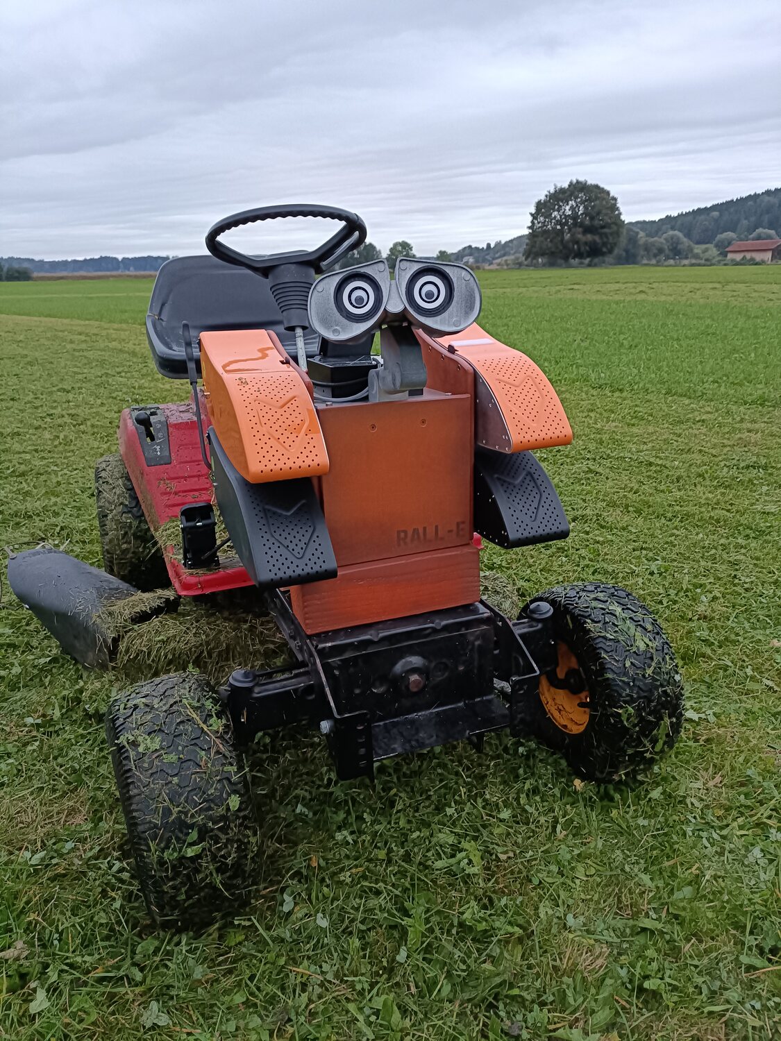 Rall-E, the finished electric ride-on mower